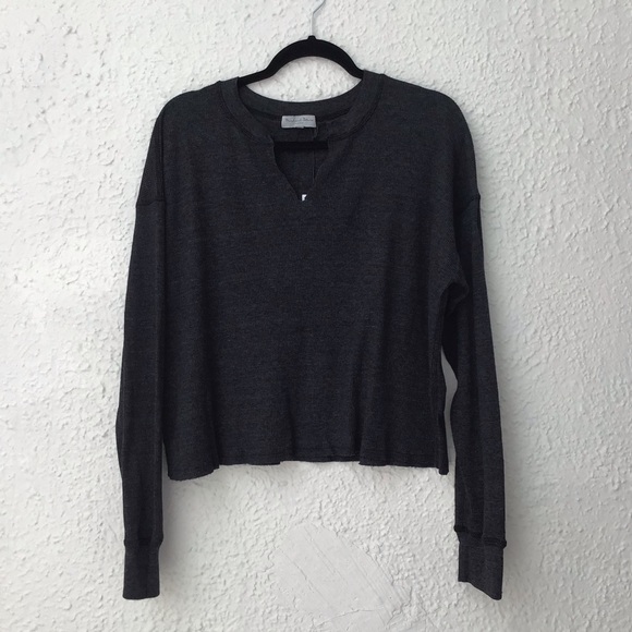 MICHAEL STARS 'Delia' Thermal Tee in Charcoal - Picture 2 of 4